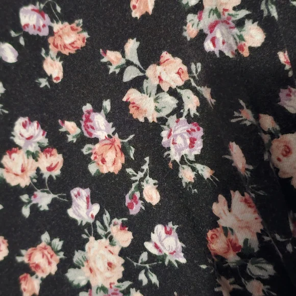 Black Floral Top - Picture 2 of 2